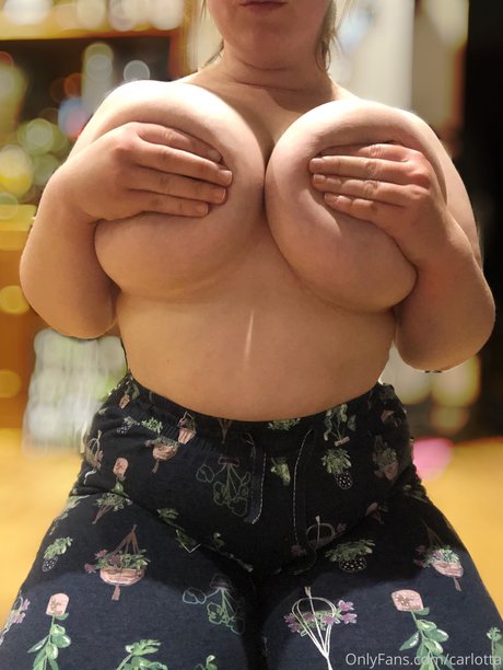 Carlotta nice star images