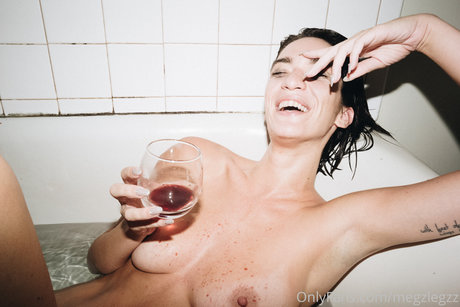 Meghan Burton model free galleries