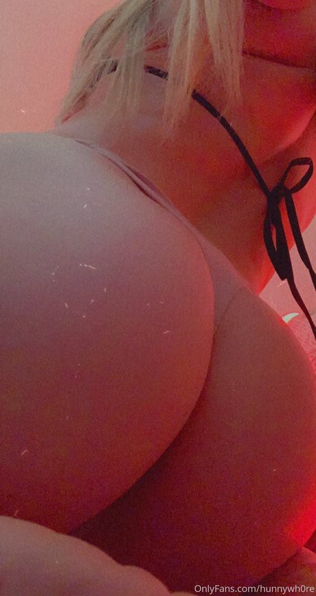 Duckie Ho_ star nude images