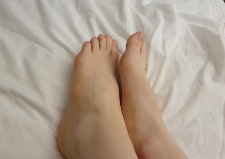 Helene Enmarchenoire star pretty pic