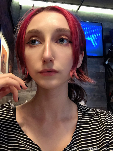 Roxane_ pornstar images