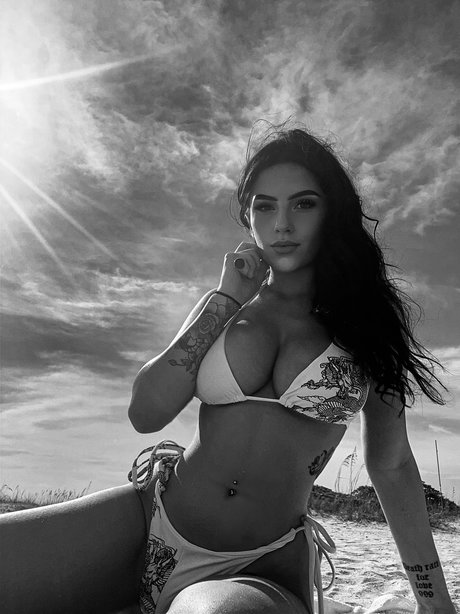 Arabella Skye_ model top gallery