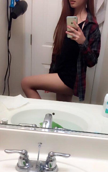 _Nancy Tran star adult pictures