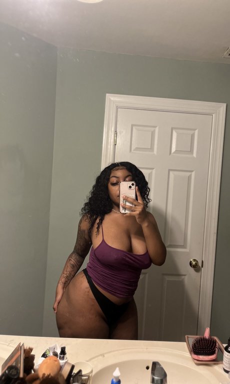 Lay Hollywood pornstar adult pictures