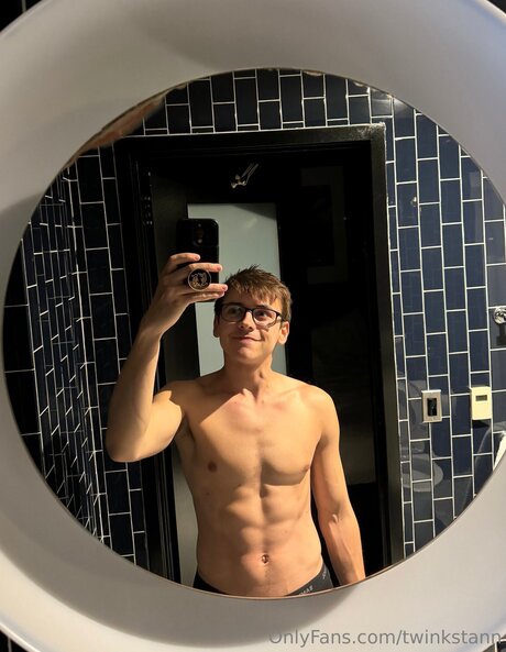 Twinkstann xxx model image