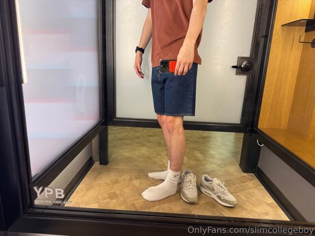 Slimcollegeboy actress gallery