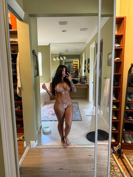 Emjayplays model pornographic pictures