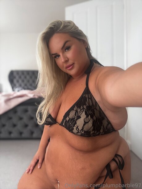 Plumpbarbie97 sex actress image