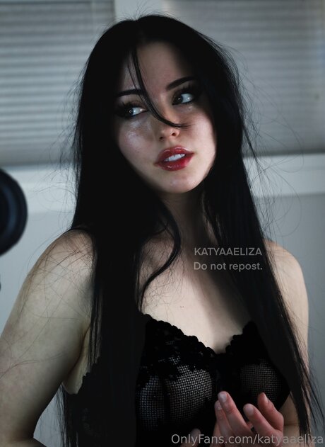 Katyaaeliza pretty star images