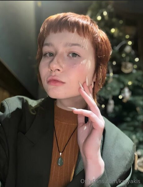 Katyakis high quality actress pics