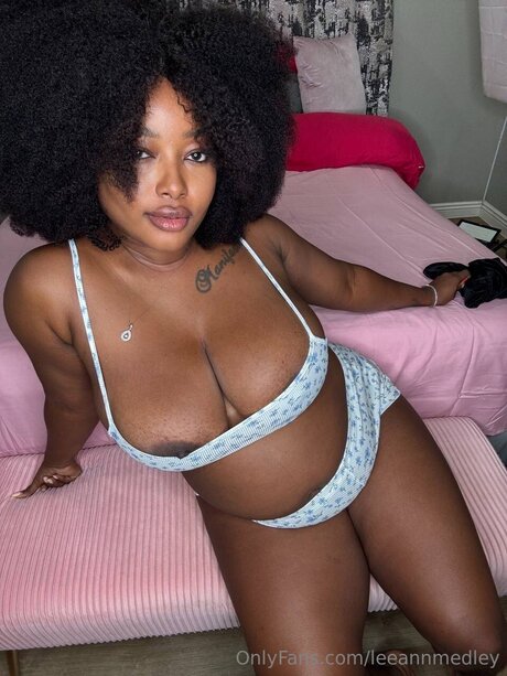 Leeannmedley naked star archive