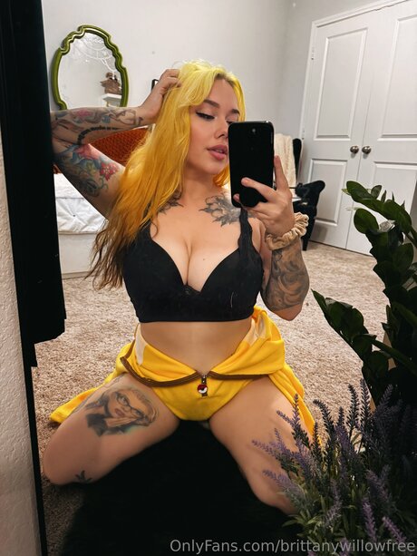 Brittanywillowfree pornstar erotic images