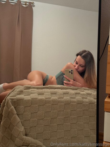 Kattysmassage erotic pornstar pictures