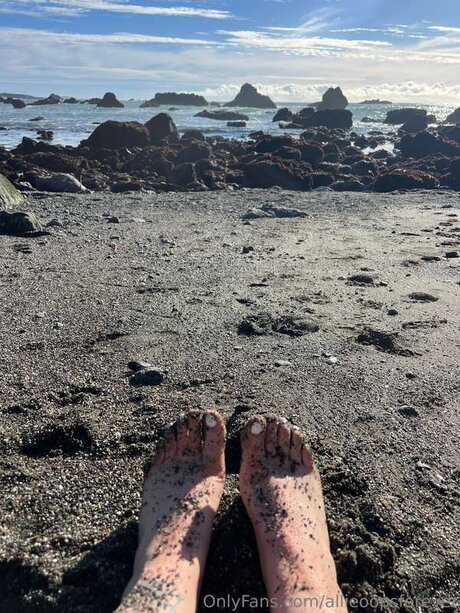 Allieoopsforever model best gallery