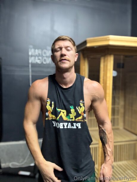 Oliverflynn top star gallery