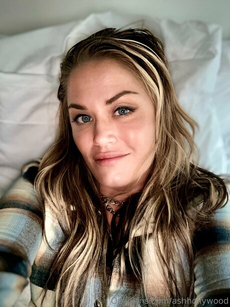 Ashhollywood pornographic model gallery