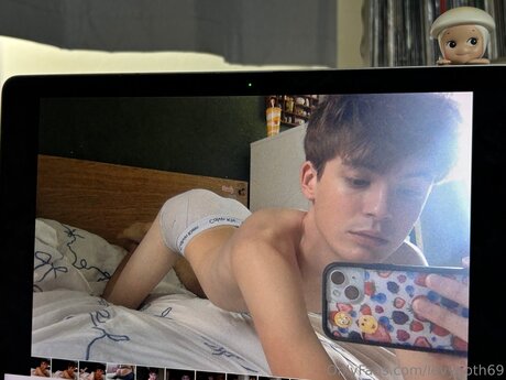 Levygoth69 sexy model pictures