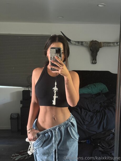 Kaixkitsune model nudes picture