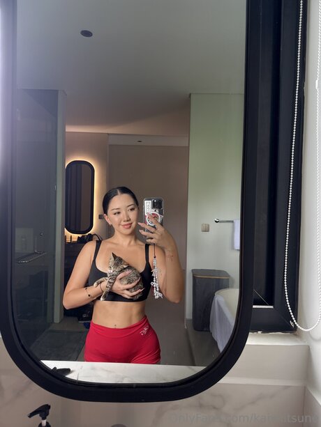 Kaixkitsune art model galleries