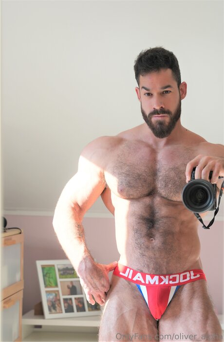 Oliver Alpha model best photo