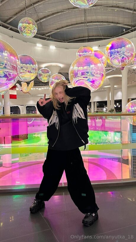 Anyutka 18 exclusive pornstar image