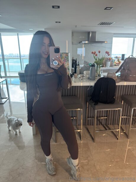 Angievarona star nudes picture