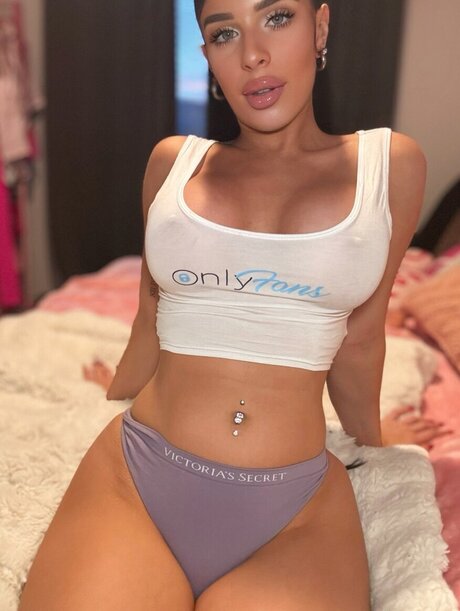 Alexmackxxx erotic model pic