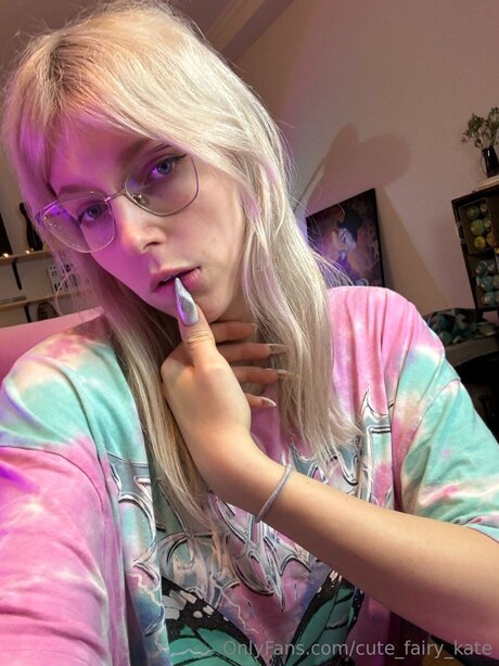 Yourprettykate naked model gallery