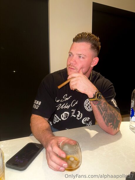 Alphaapollo37 pornstar pretty pic