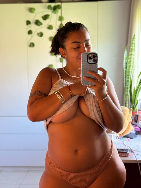 Emmamonteroo pornstar nice photo