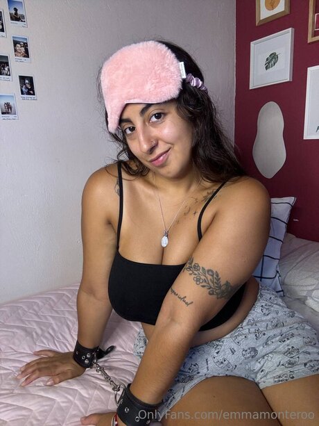 Emmamonteroo model pornographic image