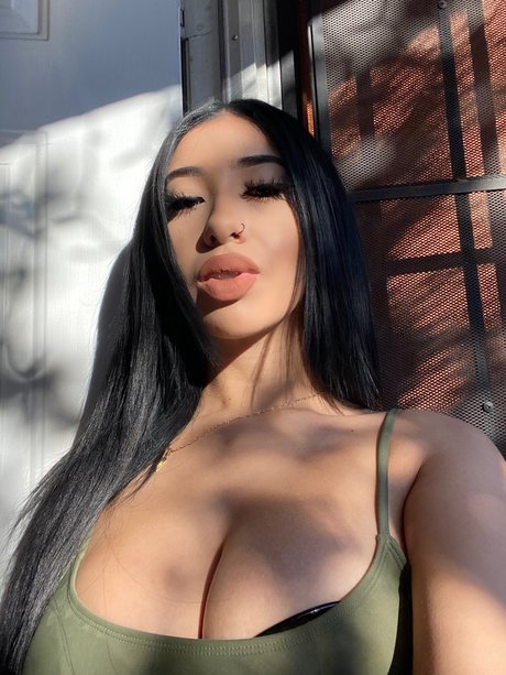 bisexual onlyfans adult pic