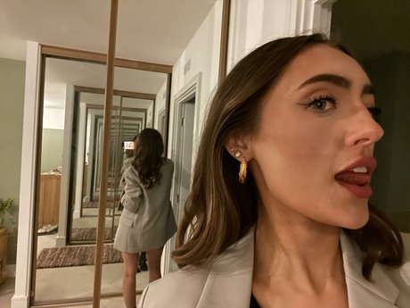 Honeyisabella_ perfect actress image