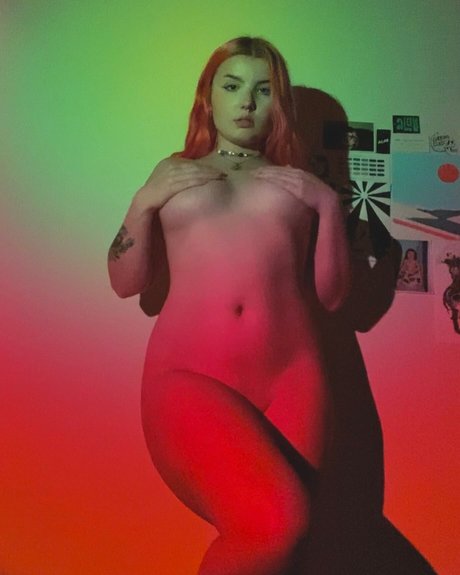 Rea Eyecndy model nude image