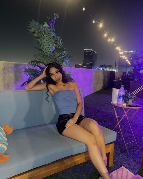 Allixnnn beautiful actress img