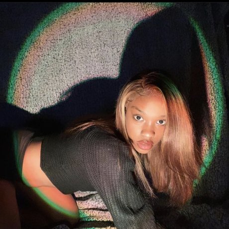 Little Me pornstar photos