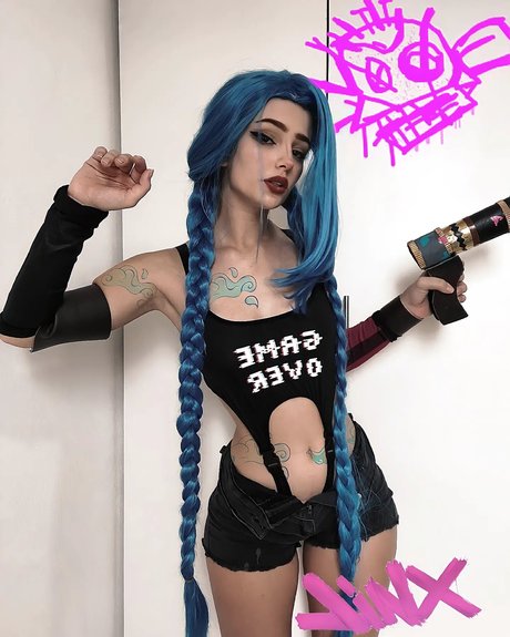 Kiki Sakura pornographic star img