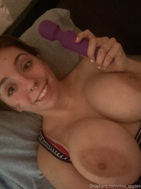 Ben Shapiro perfect model gallery