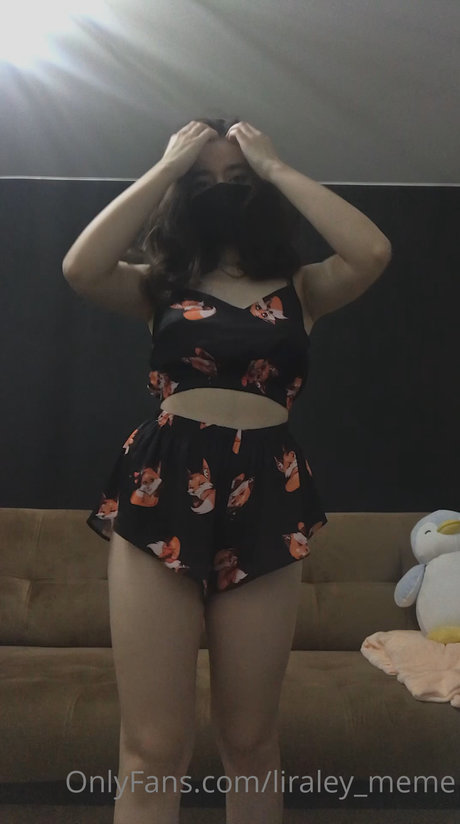 Liraley meme hot star pictures