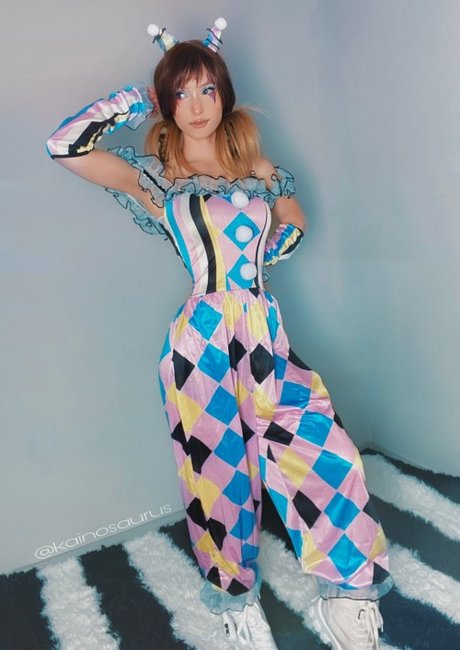 TheDaberryTwins Alex and Leah art actress picture