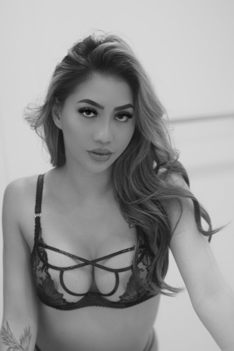 _Mizzlamour perfect model photos