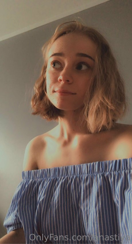 Anastiya model perfect picture