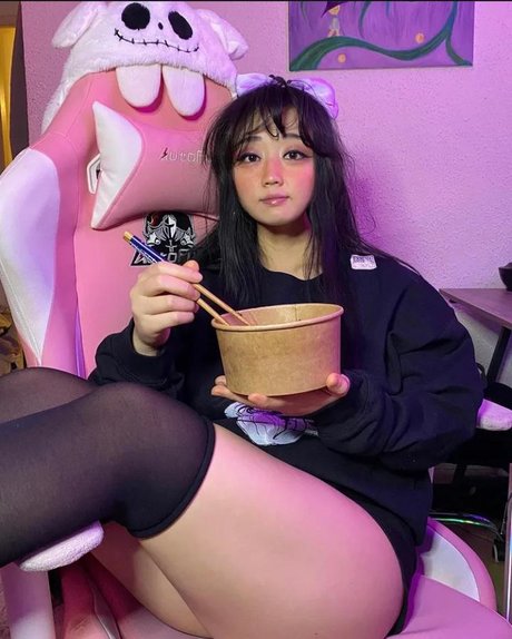 Mooncak eva_ star top images