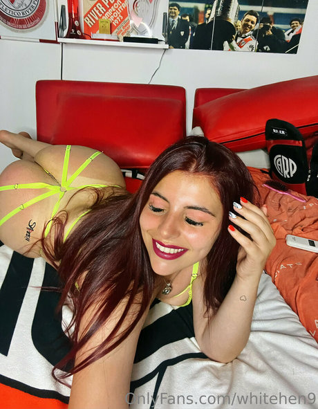 White Hen nude actress gallery