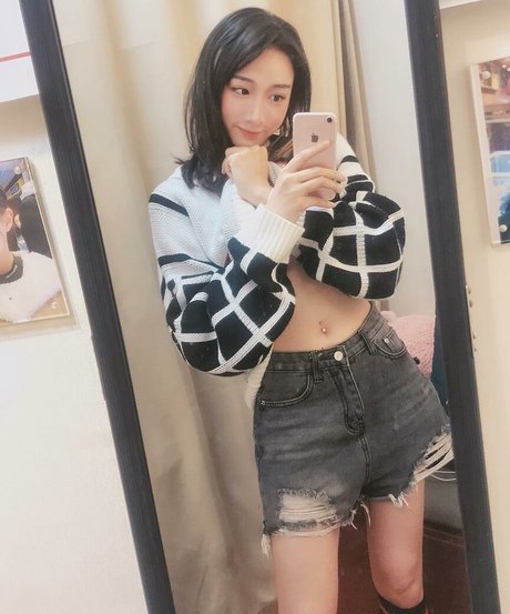 Inshy pornstar top photos