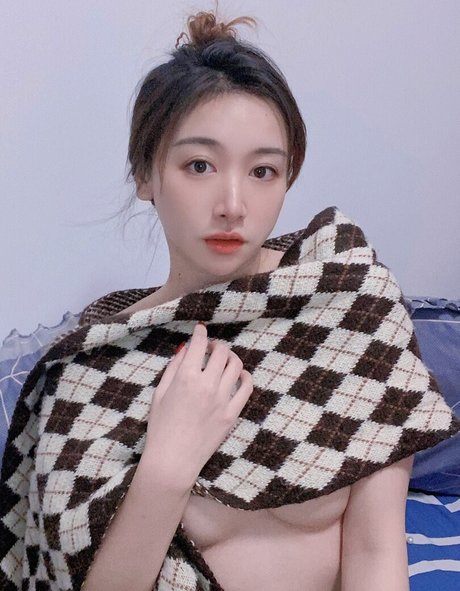 Inshy art actress pictures