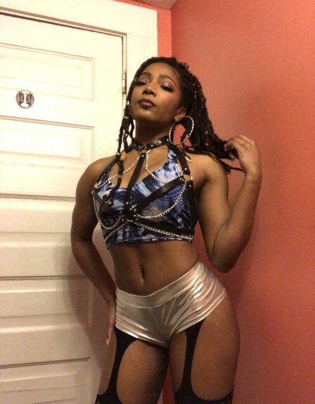 ZynahBear porn star archive