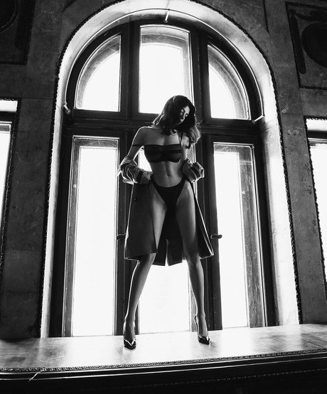 anna slutskaya111 sexy actress archive