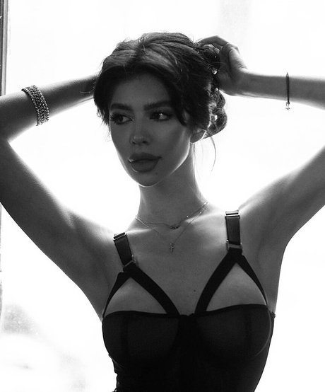 anna slutskaya111 perfect model img