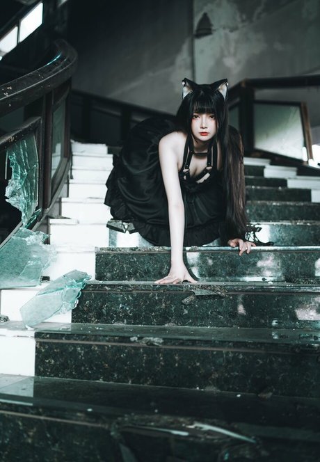 Raku nice actress image